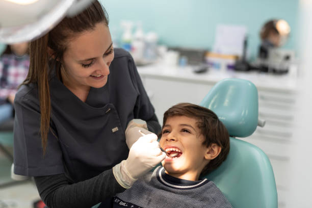 Best Emergency Gum Treatment in Worth, IL