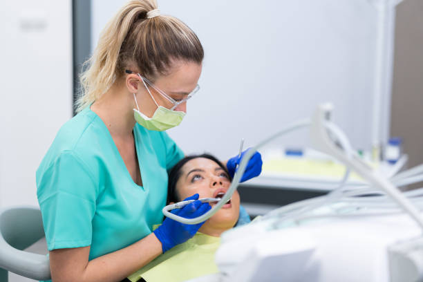 Best Emergency Dental Care for Broken or Chipped Teeth in Worth, IL